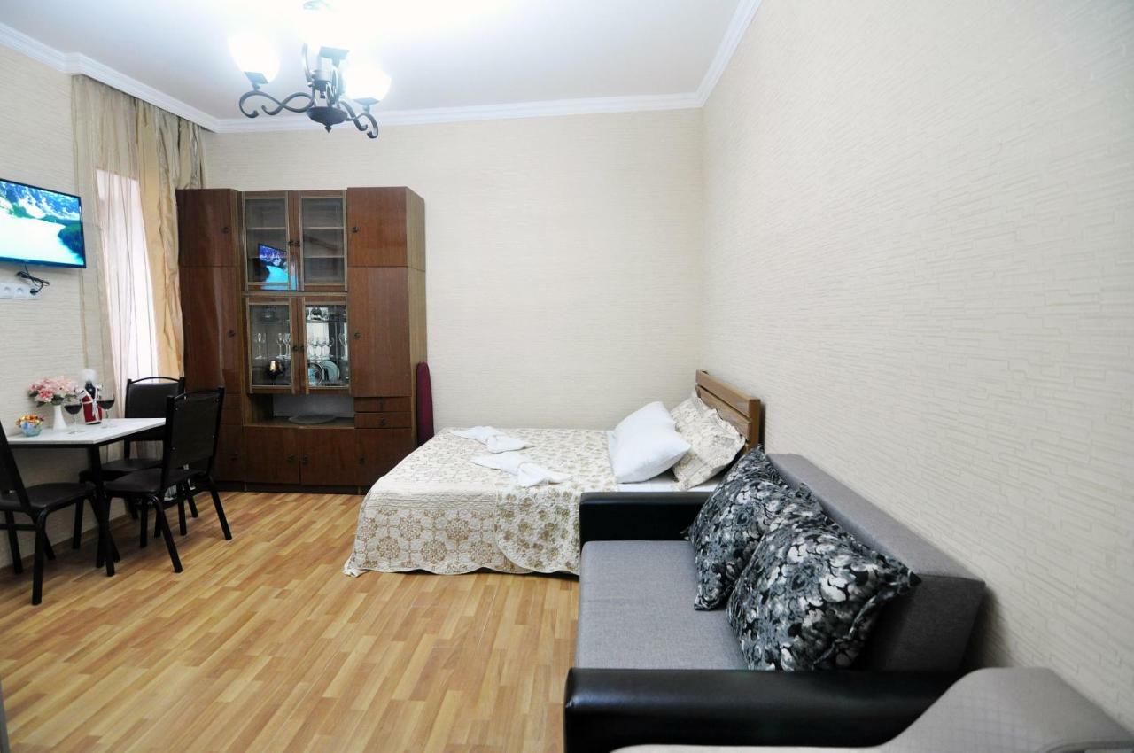 Apartment Albatross Tbilisi ภายนอก รูปภาพ